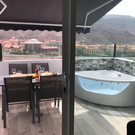 Διαμέρισμα Harrys Palm Con Jacuzzi